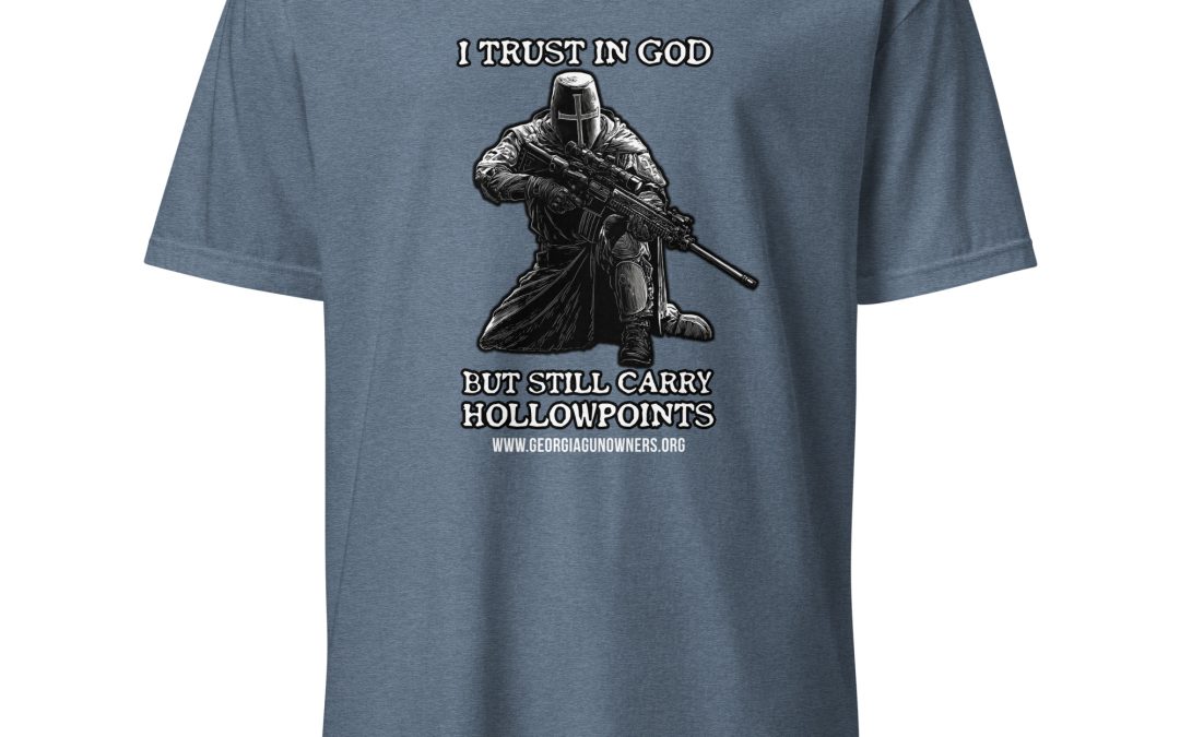 Supersoft – Short-Sleeve – Unisex – White Letters “I Trust In God”